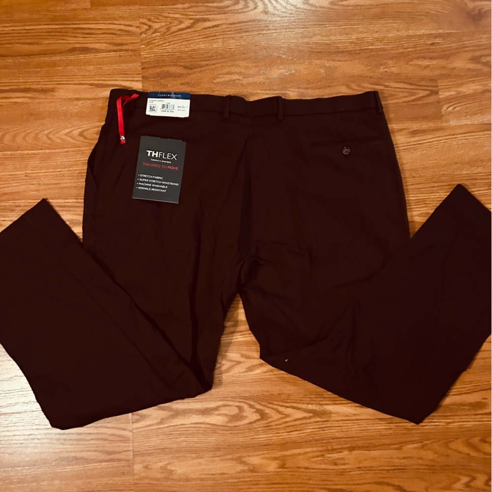 Tommy Hilfiger Men's Burgundy Dress Pants